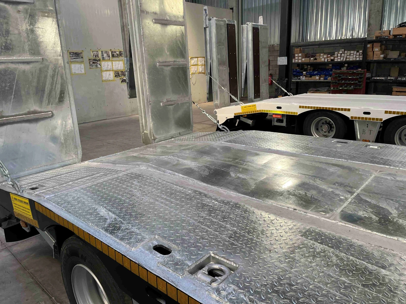   BULL TRAILERS MINOTAURO | Mobile.bg   6