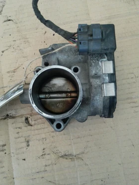 Дросел Ситроен Ц3 Плуриел 1.4б 16в