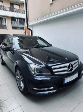 Mercedes-Benz C 220, снимка 2