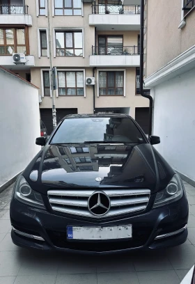 Mercedes-Benz C 220, снимка 1