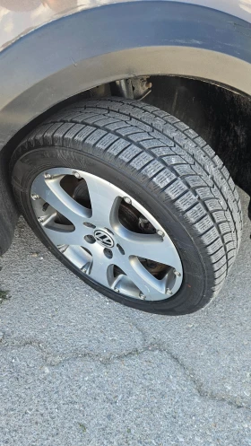 VW Touran CROSS* 2.0 TDI* DSG AUTOMAT* , снимка 9
