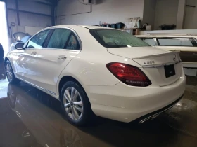 Mercedes-Benz C 300, снимка 2