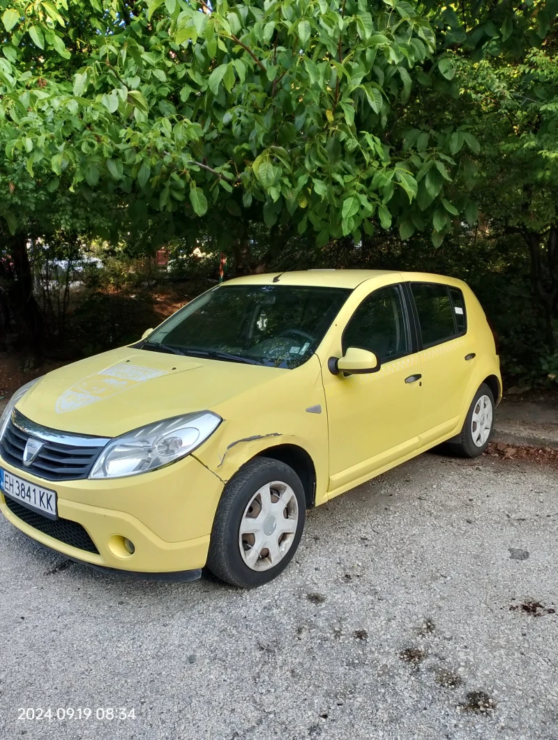 Dacia Sandero 1.2 Газ, снимка 1 - Автомобили и джипове - 47299904