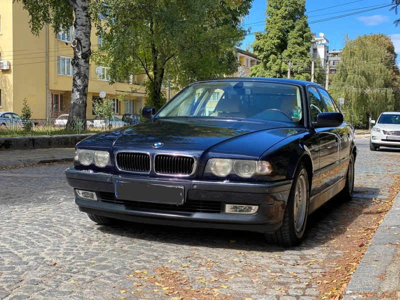 BMW 740 i, снимка 2 - Автомобили и джипове - 48759369