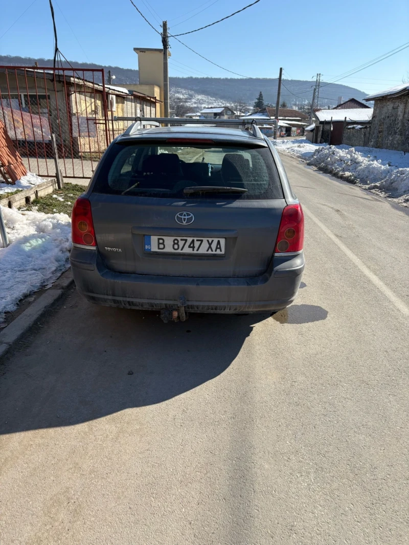 Toyota Avensis 1.8, снимка 4 - Автомобили и джипове - 49323661