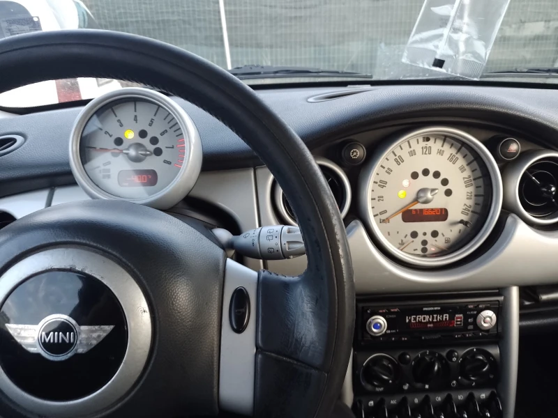 Mini Cooper 1.6 16в, снимка 5 - Автомобили и джипове - 49393216