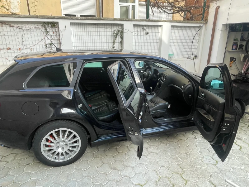 Alfa Romeo 159 sportwagon Ti, снимка 3 - Автомобили и джипове - 52083148