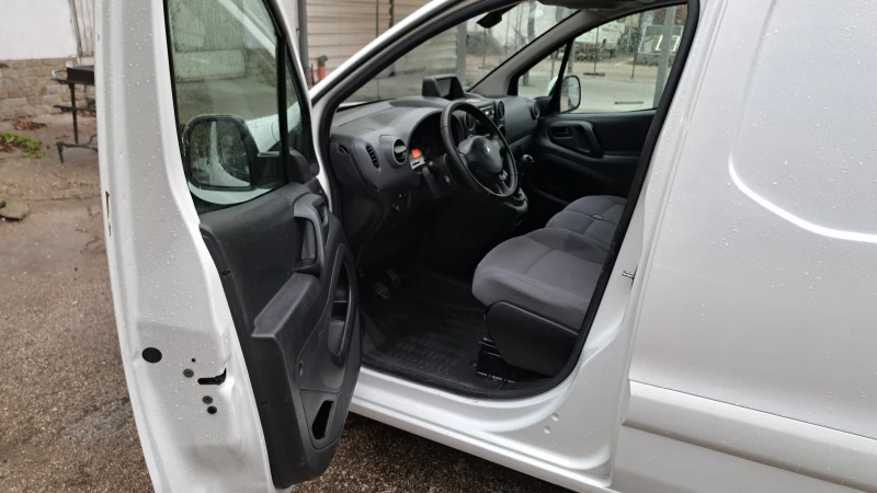Peugeot Partner  2÷1 места ТОП, снимка 5 - Автомобили и джипове - 52475427