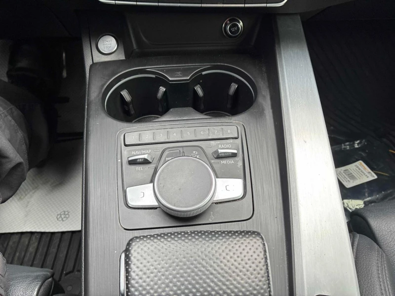 Audi A4 Black optic* Distr* 3xS-line* 360Камера* B&O музик, снимка 10 - Автомобили и джипове - 52574874