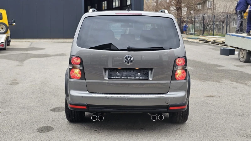 VW Touran CROSS 2.0TDi 8Valve 6SP-ТОП СЪСТ-ЛИЗИНГ, снимка 5 - Автомобили и джипове - 52727249