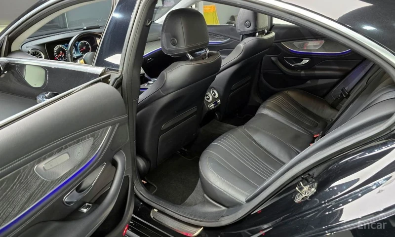 Mercedes-Benz CLS 400, снимка 11 - Автомобили и джипове - 53207125