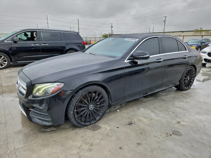 Mercedes-Benz E 300 AMG* PACK* BURMESTER* ПОДГРЕВ* КАМЕРА* КЕЙЛЕС* 