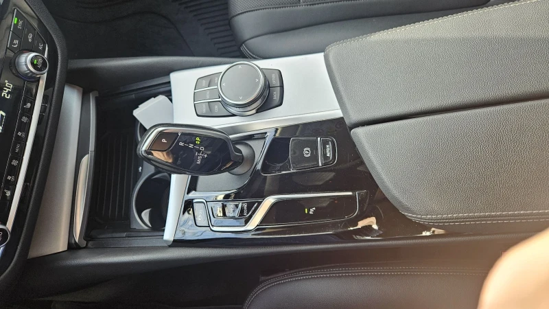 BMW 520, снимка 6 - Автомобили и джипове - 53429668