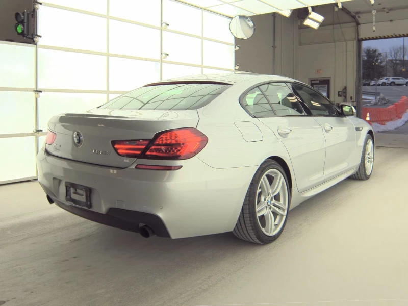 BMW 640 M* SPORT* XDRIVE* ДИГИТАЛНО* ТАБЛО* МАСАЖ* 360КАМЕ, снимка 2 - Автомобили и джипове - 53455934