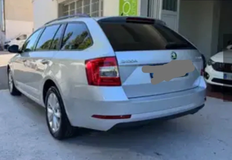 Skoda Octavia 4х4 1, 6, снимка 4 - Автомобили и джипове - 53500167