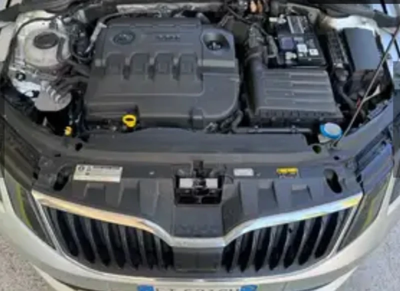 Skoda Octavia 4х4 1, 6, снимка 8 - Автомобили и джипове - 53500167