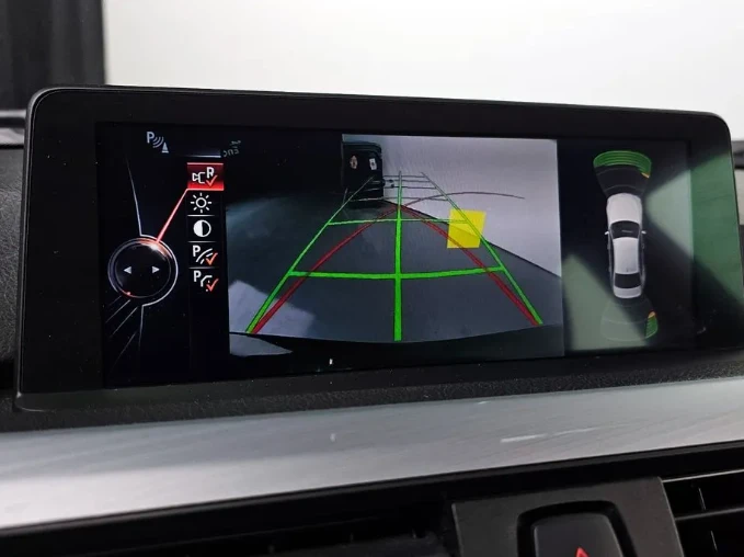 BMW 320 Sport, снимка 13 - Автомобили и джипове - 52750947