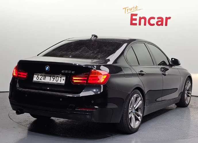 BMW 320 Sport - изображение 2