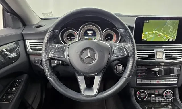 Mercedes-Benz CLS 350 D 4MATIC * AMG * FACELIFT * ОБДУХВАНЕ * ПАНОРАМА, снимка 6 - Автомобили и джипове - 56130390