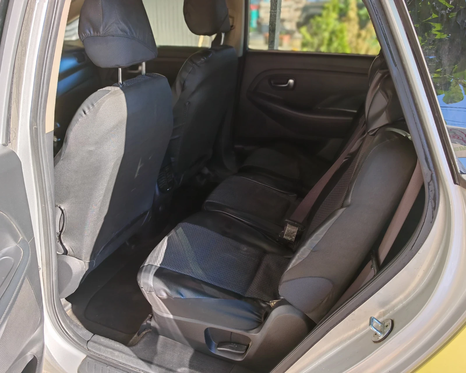 Kia Carens 1.6 Газова уредба - изображение 8