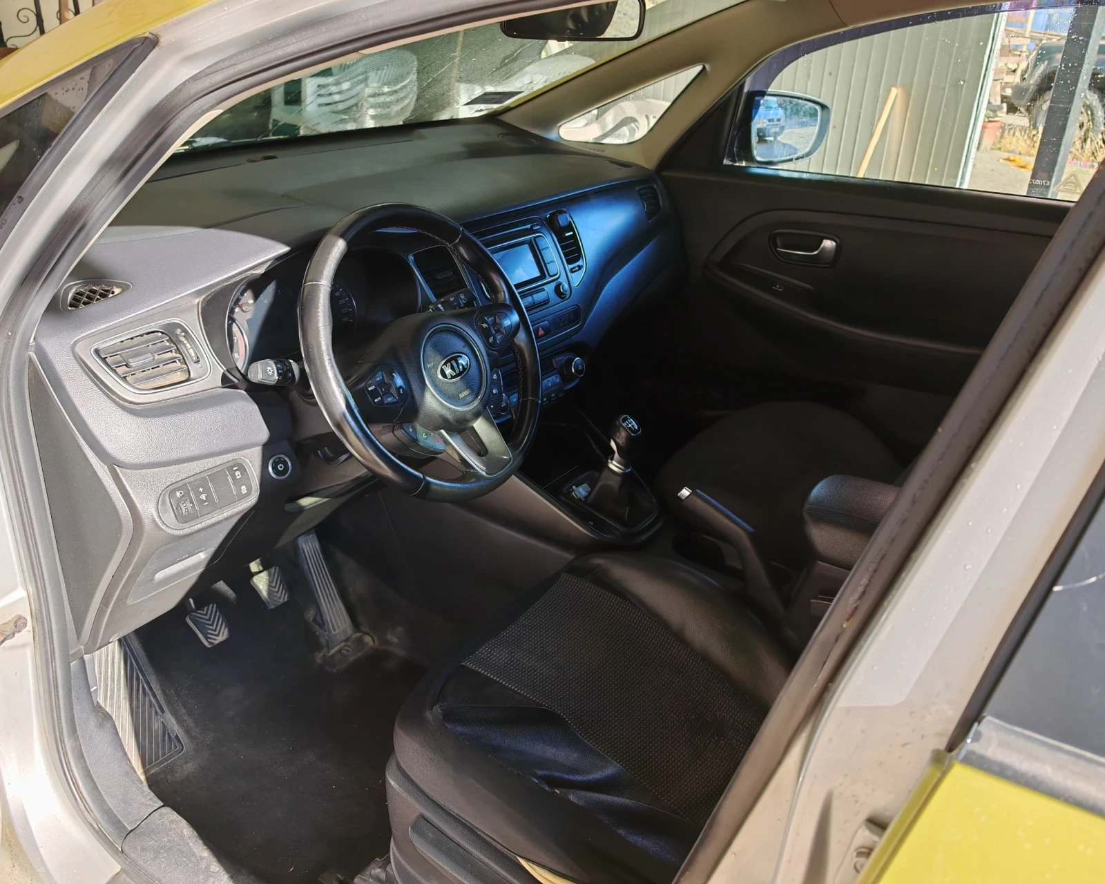 Kia Carens 1.6 Газова уредба - изображение 7