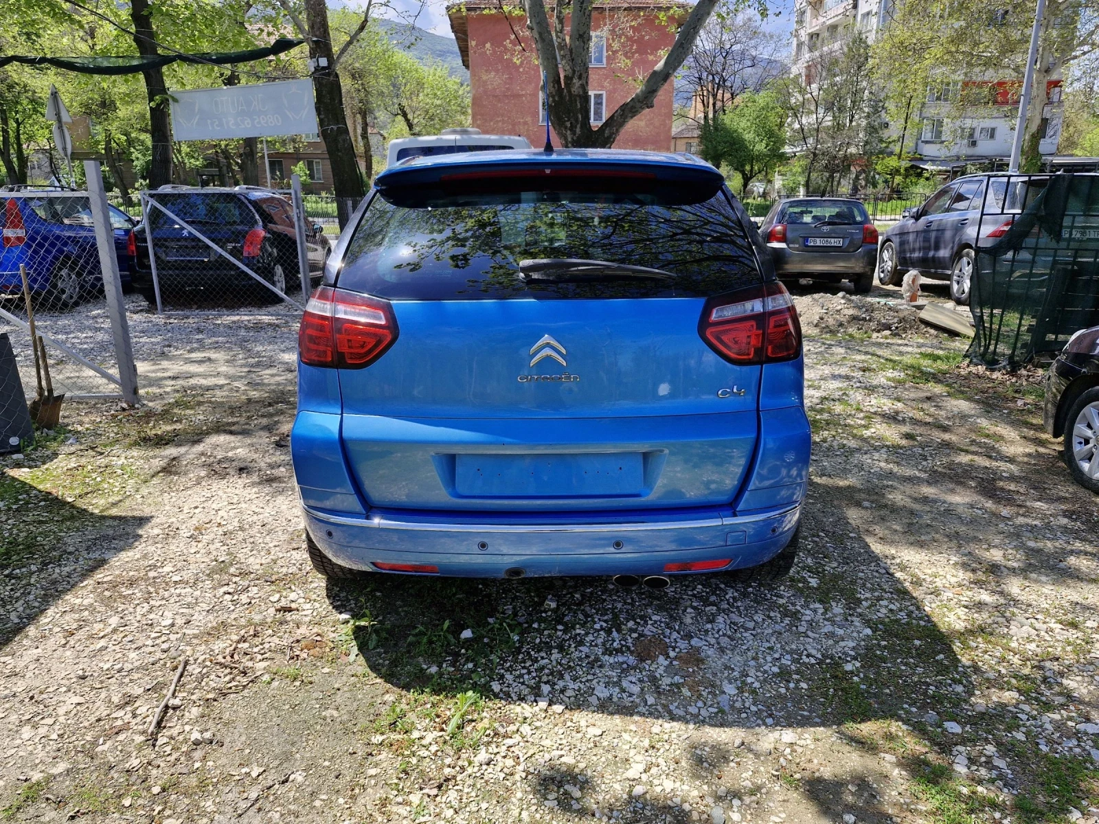 Citroen C4 Picasso 1.6 бензин и Газ 120к.с. - изображение 5