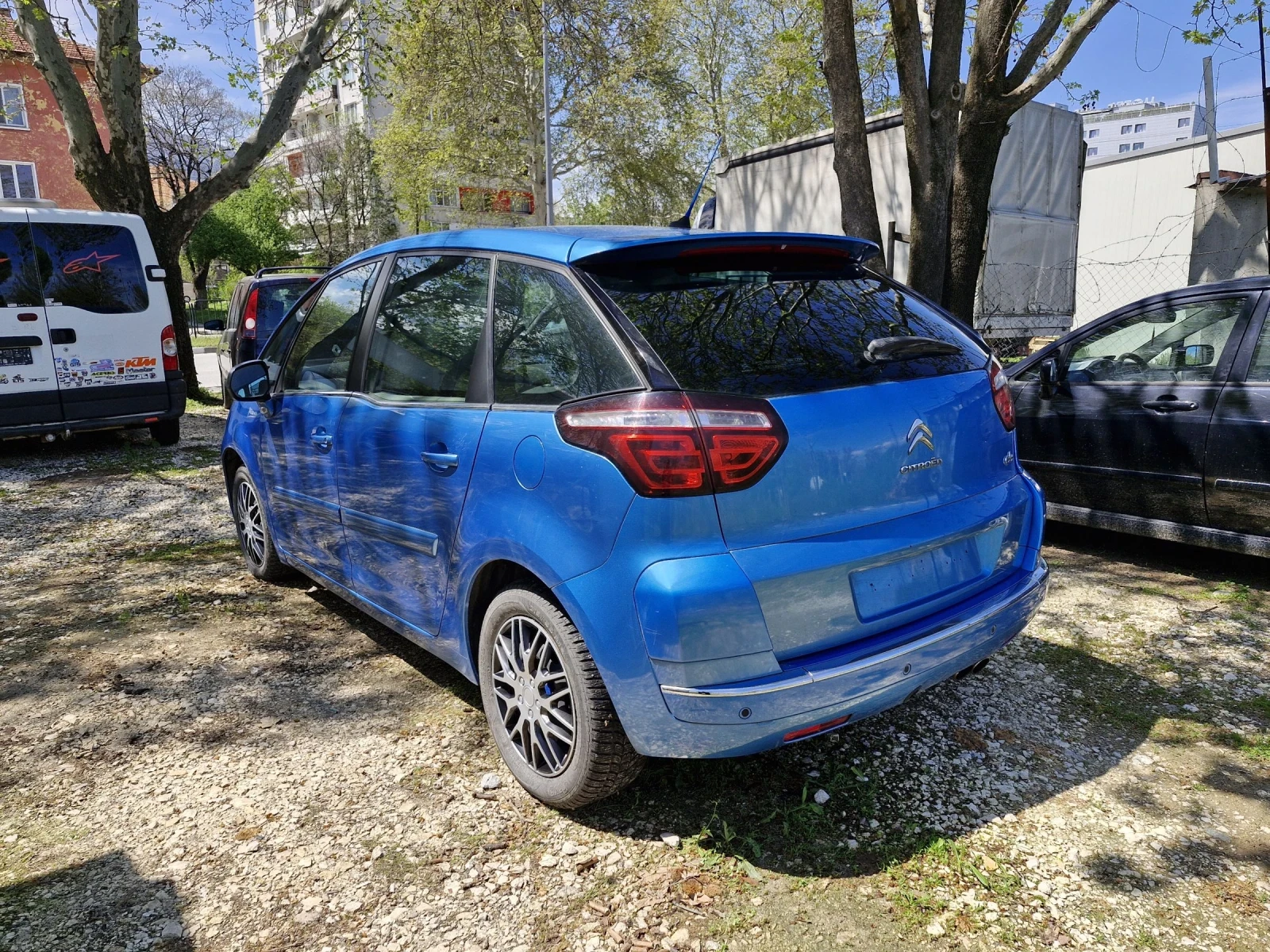 Citroen C4 Picasso 1.6 бензин и Газ 120к.с. - изображение 6