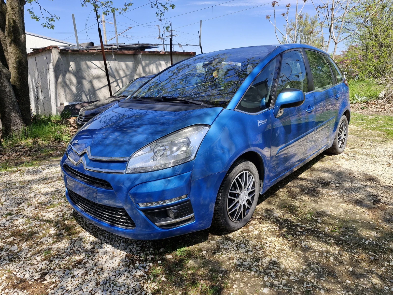 Citroen C4 Picasso 1.6 бензин и Газ 120к.с. - изображение 2