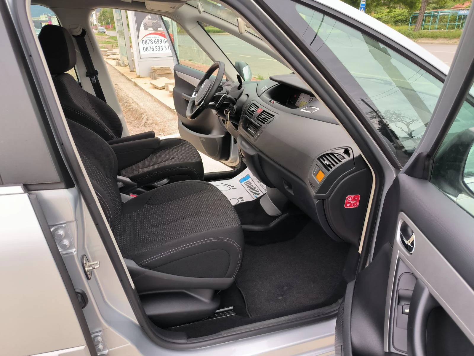 Citroen C4 Picasso 1.6d-7m-Euro-5A | Mobile.bg — изображение 17