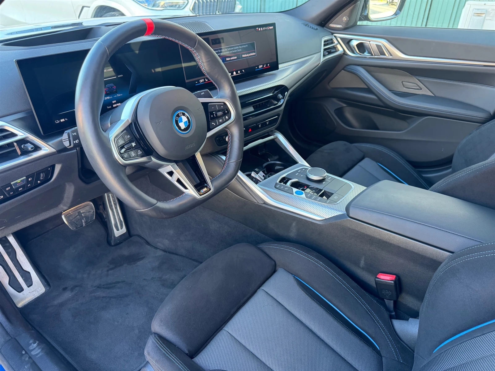 BMW i4 M50 xDrive Гран Купе - изображение 6