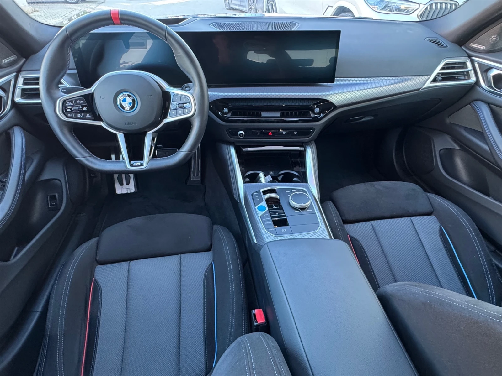 BMW i4 M50 xDrive   | Mobile.bg   15