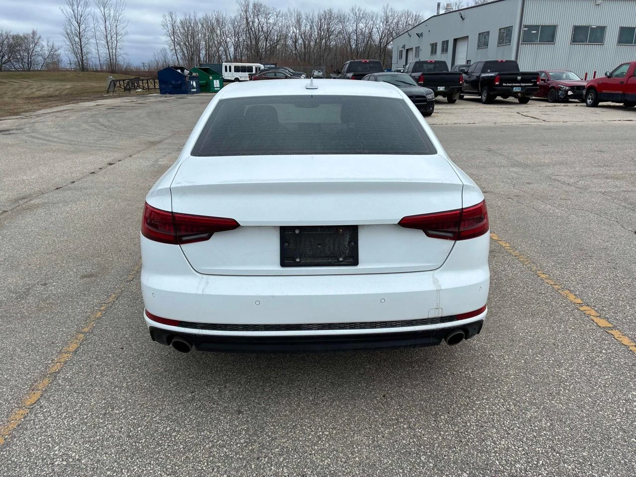 Audi A4 Black optic* Distr* 3xS-line* 360Камера* B&O музик - изображение 4