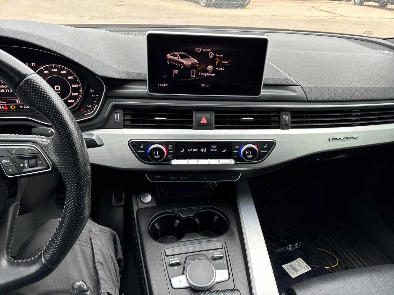 Audi A4 Black optic* Distr* 3xS-line* 360Камера* B&O музик - изображение 9