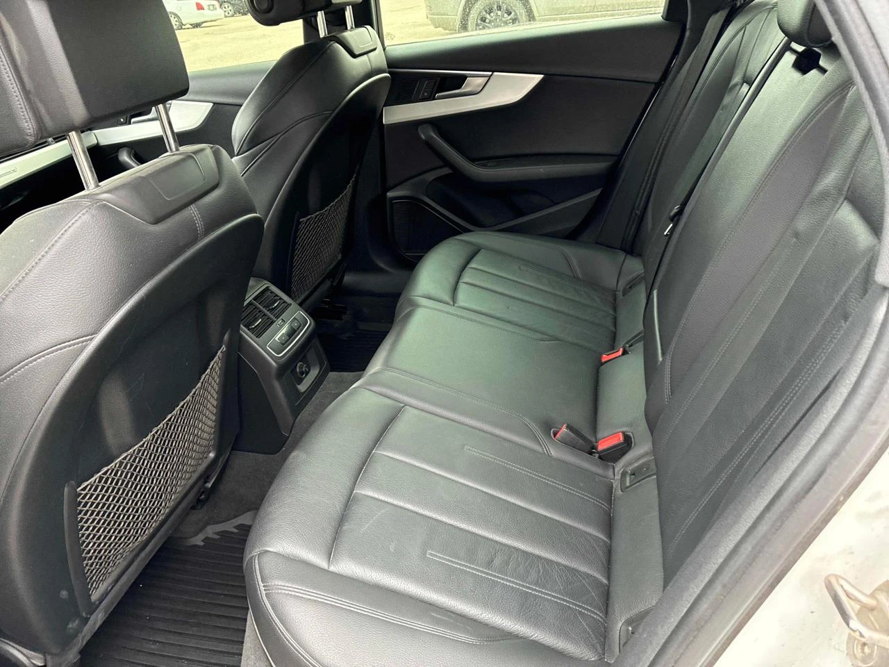 Audi A4 Black optic* Distr* 3xS-line* 360* B&O  | Mobile.bg   15