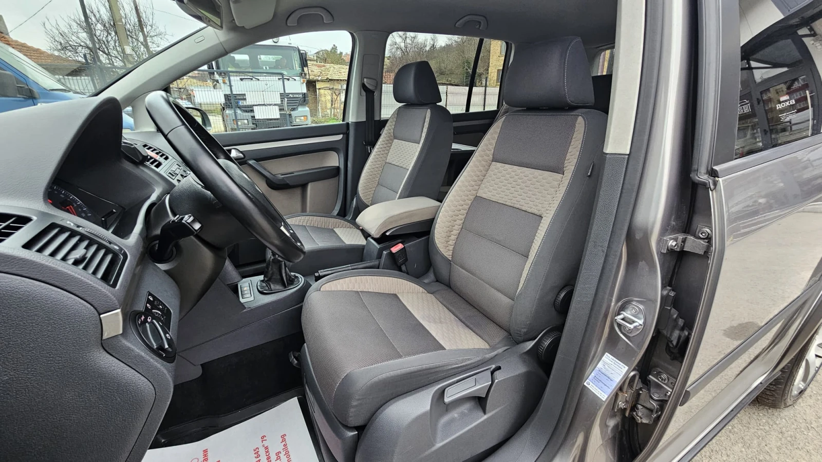 VW Touran CROSS 2.0TDi 8Valve 6SP-ТОП СЪСТ-ЛИЗИНГ - изображение 8