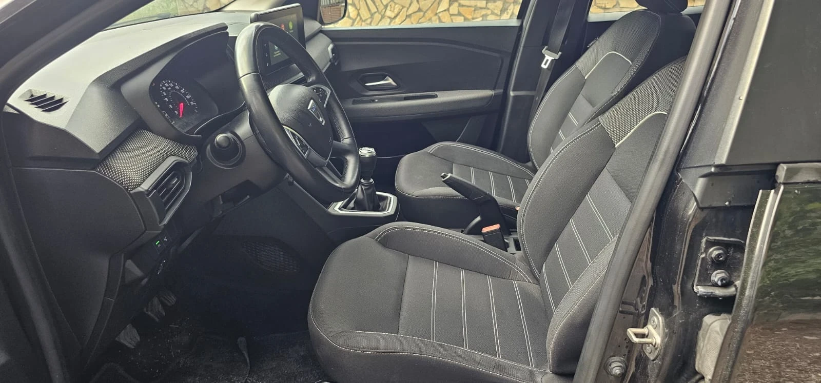 Dacia Sandero 1.0 Бензин/газ - изображение 8