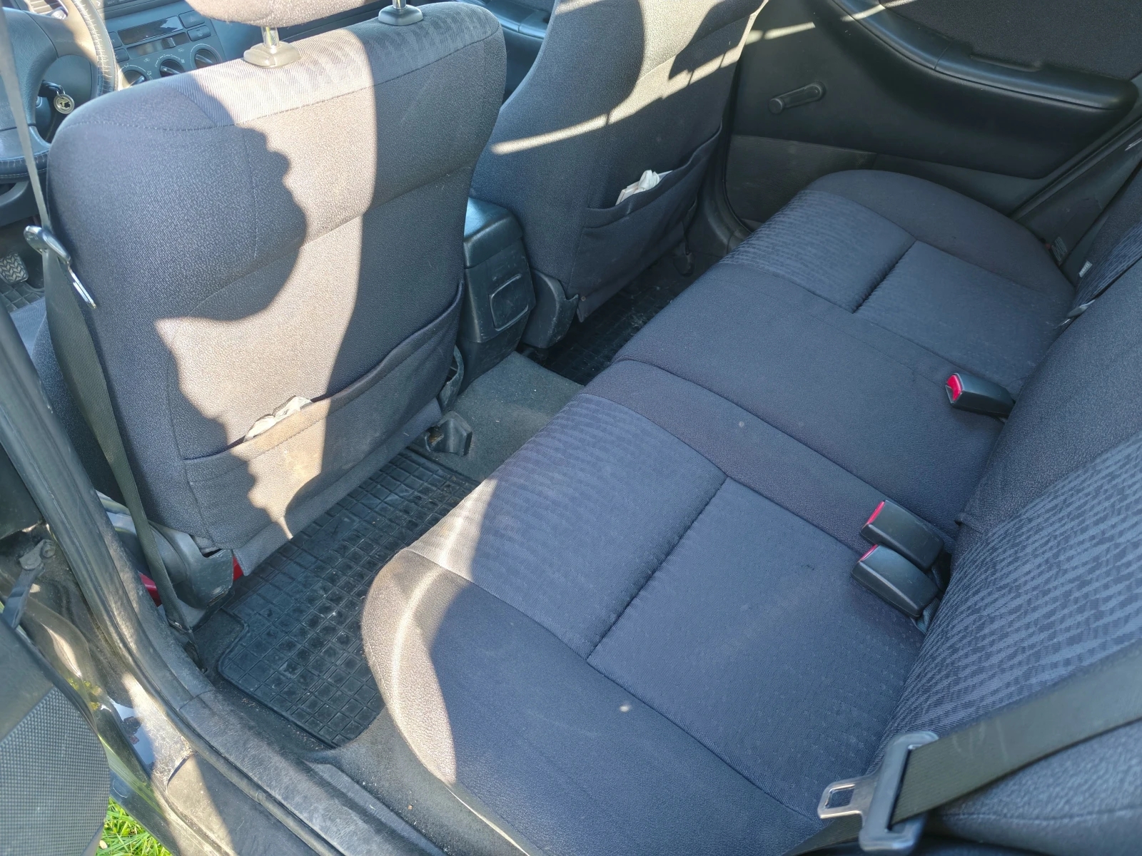 Toyota Corolla 2.0TDI 90ks - изображение 10