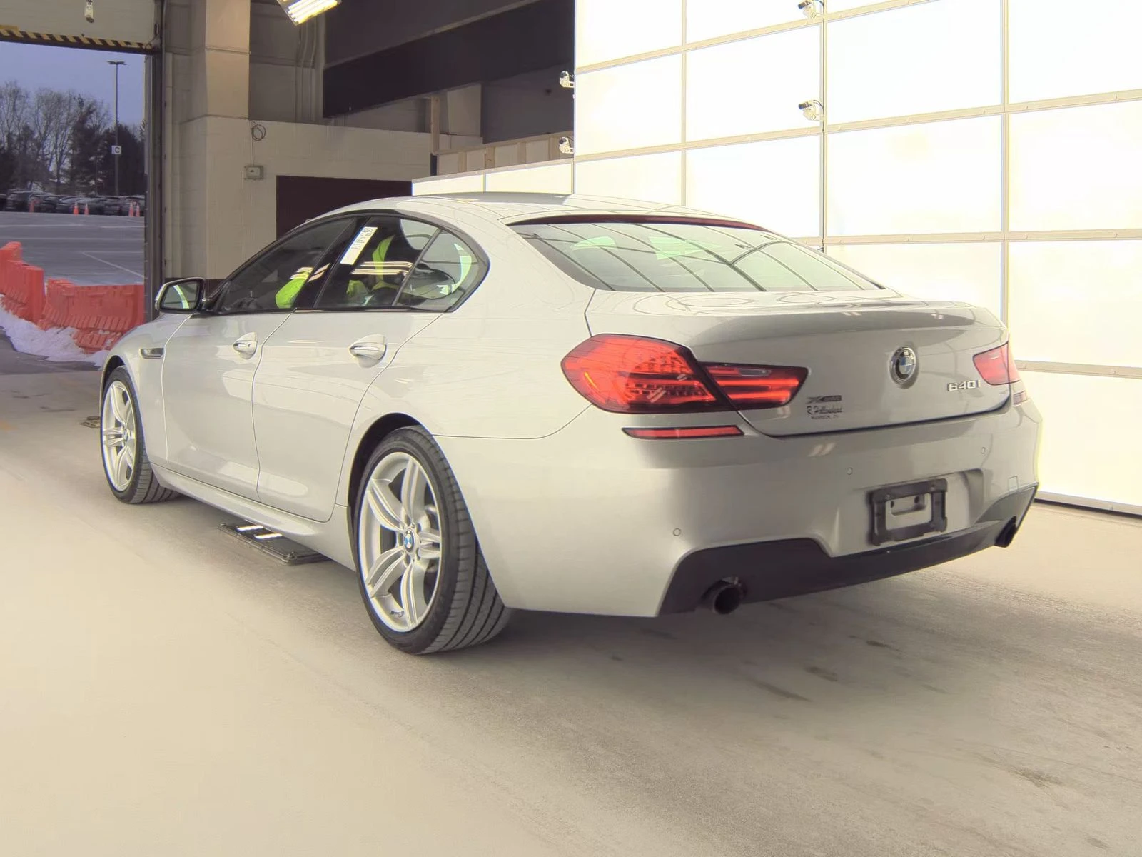 BMW 640 M* SPORT* XDRIVE* ДИГИТАЛНО* ТАБЛО* МАСАЖ* 360КАМЕ - изображение 4