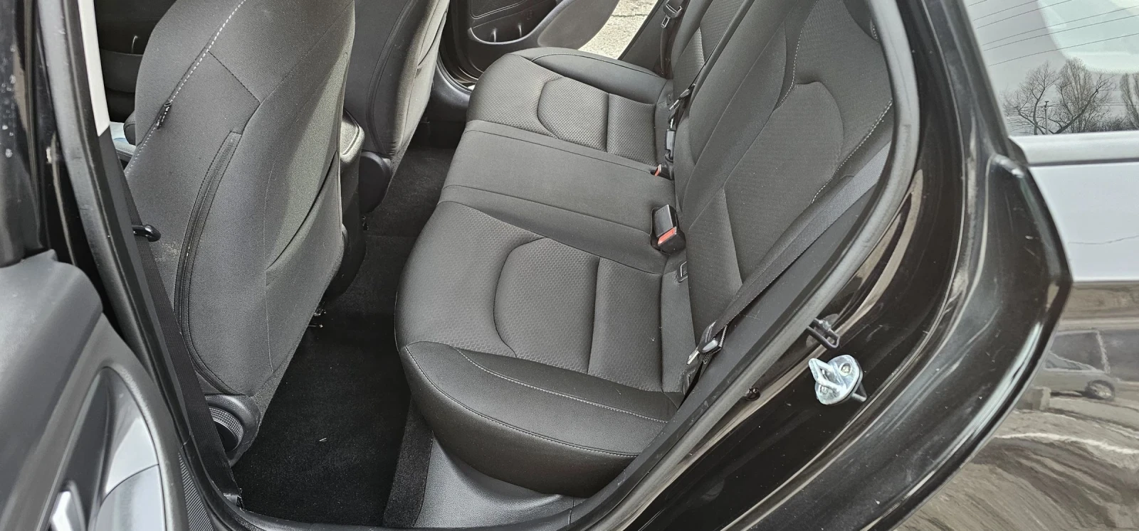 Hyundai I30 1.6DTCI ������ �������� ������  | Mobile.bg � ����������� 11