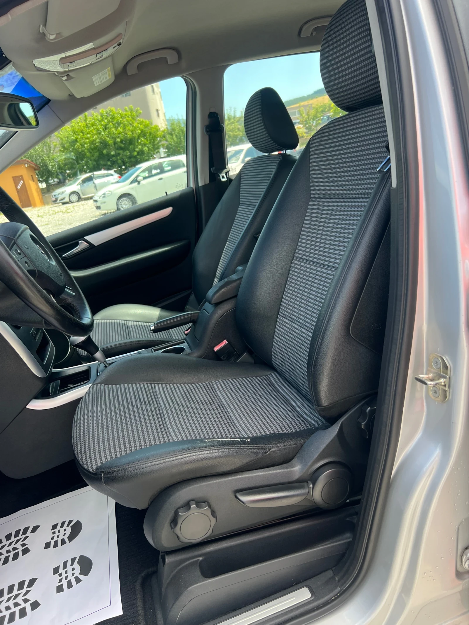 Mercedes-Benz B 200 2.0cdi , снимка 11 - Автомобили и джипове - 53744905