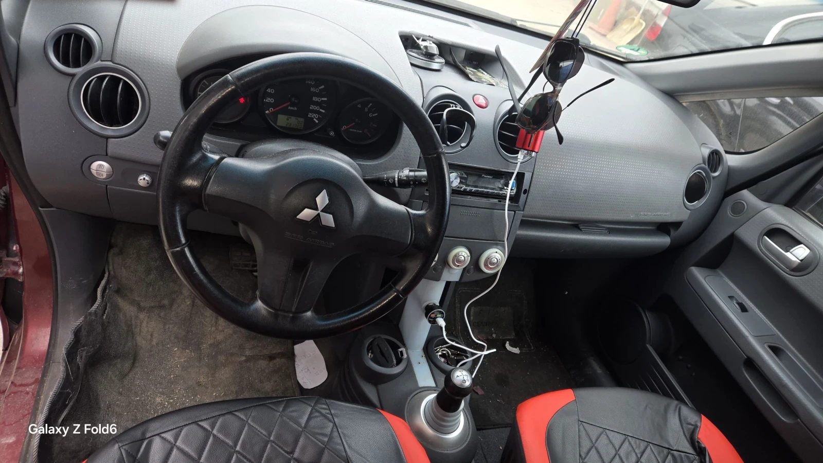 Mitsubishi Colt, снимка 5 - Автомобили и джипове - 53905764