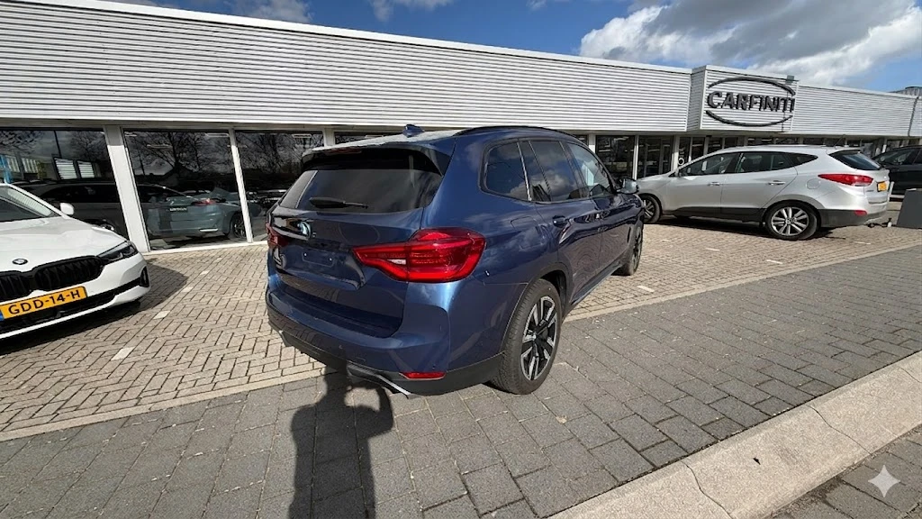 BMW iX3, снимка 5 - Автомобили и джипове - 53960878