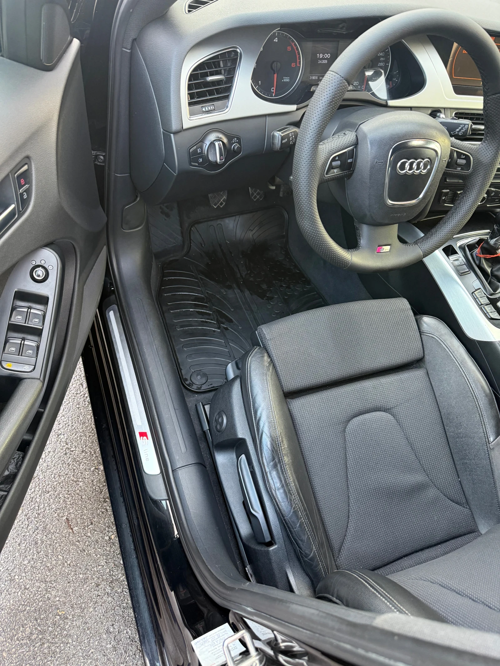 Audi A4 2.0 143 S-LINE, снимка 11 - Автомобили и джипове - 54017774