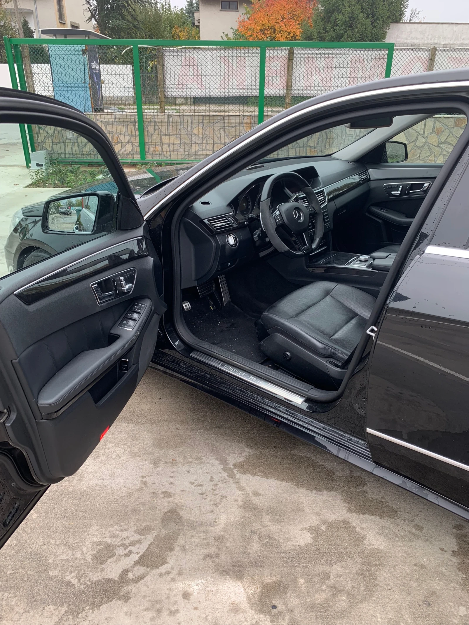 Mercedes-Benz E 350, снимка 10 - Автомобили и джипове - 54035544