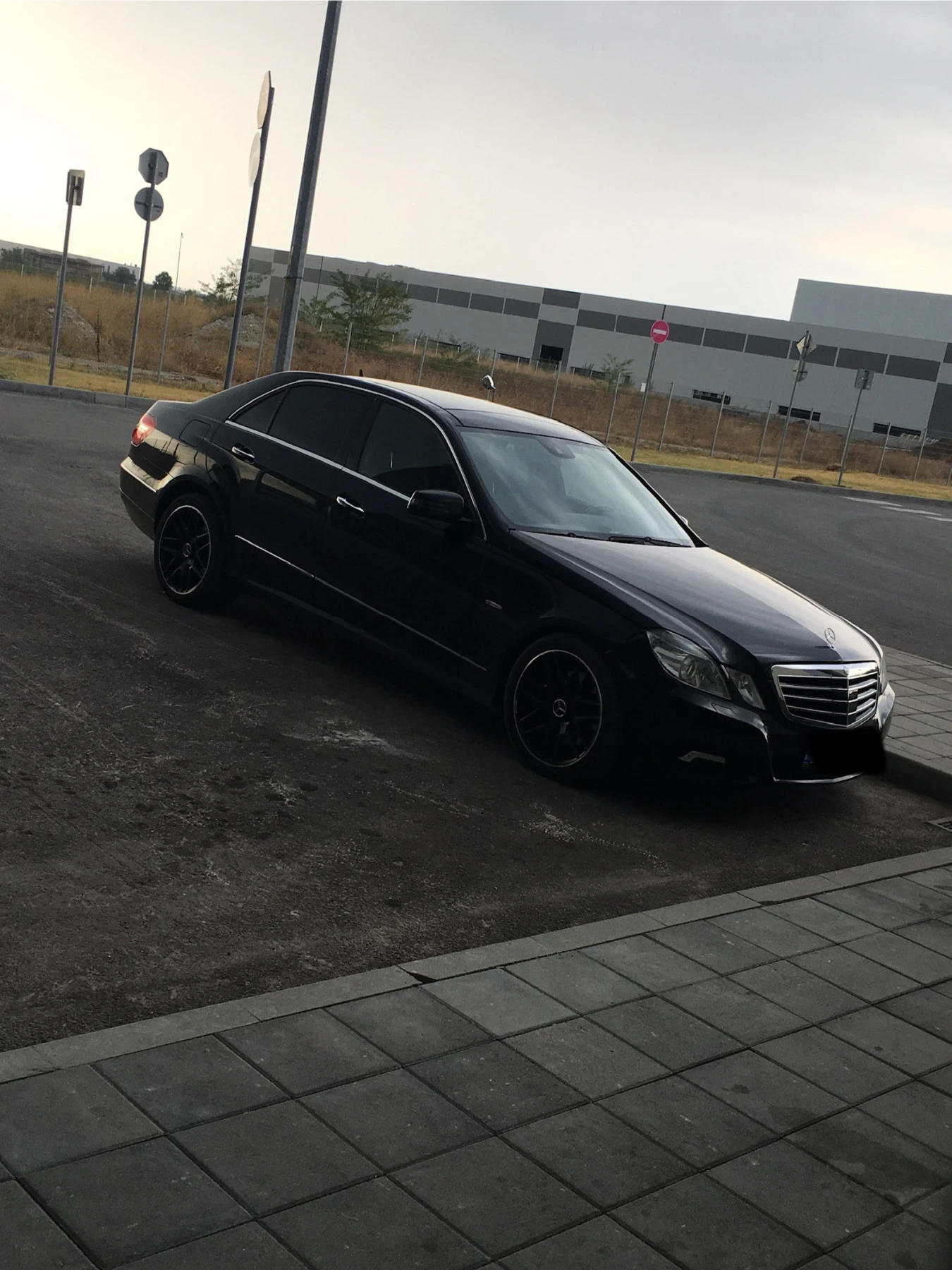 Mercedes-Benz E 350, снимка 8 - Автомобили и джипове - 54035544