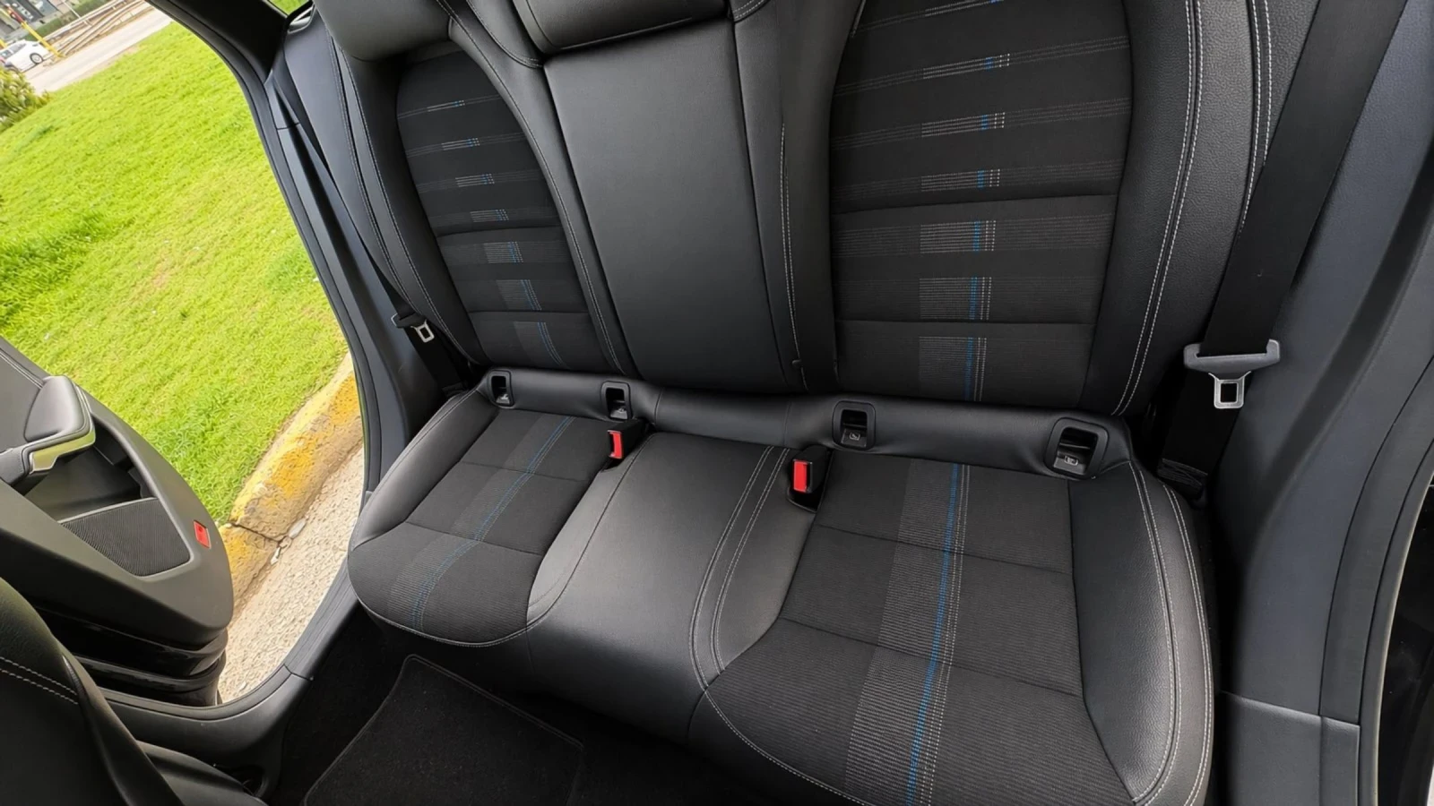 Mercedes-Benz CLA 200 CLA 200d W117, снимка 10 - Автомобили и джипове - 54166306