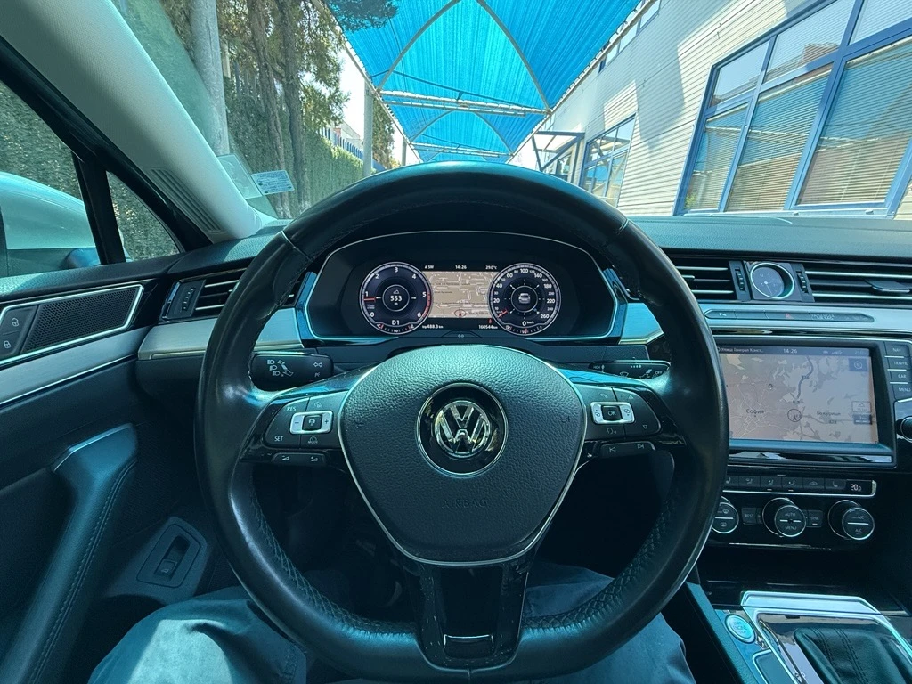 VW Passat HIGHLINE"DSG"Distronic"FrontAssist* , снимка 4 - Автомобили и джипове - 54217211