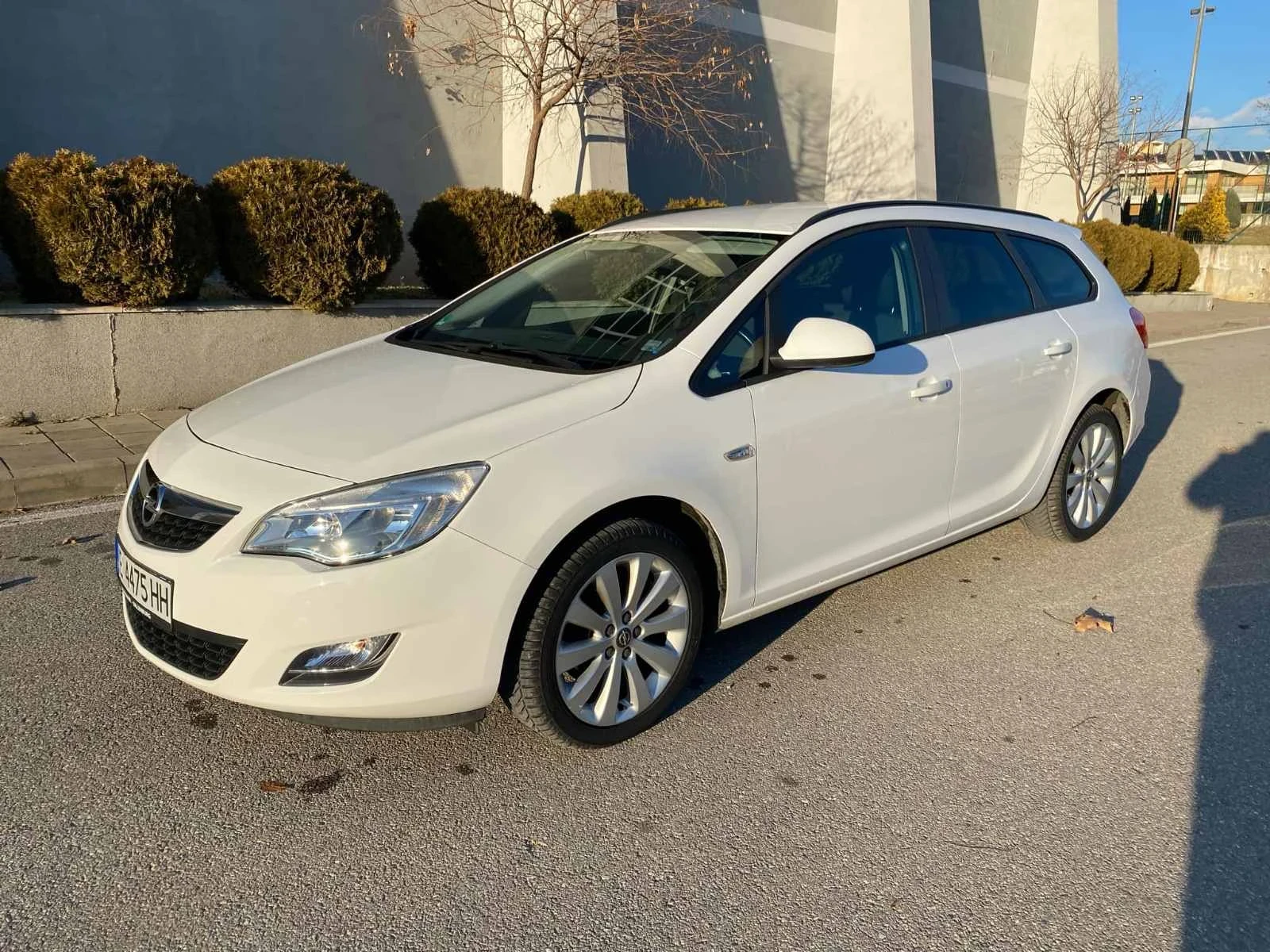 Opel Astra 1.4 101 ks gas, снимка 4 - Автомобили и джипове - 54205867
