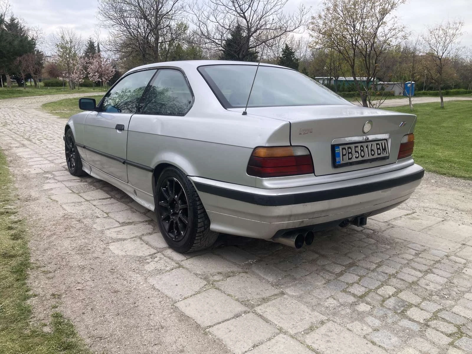 BMW 320 Is Купе Бензин Клима Топ Цена, снимка 5 - Автомобили и джипове - 54261394