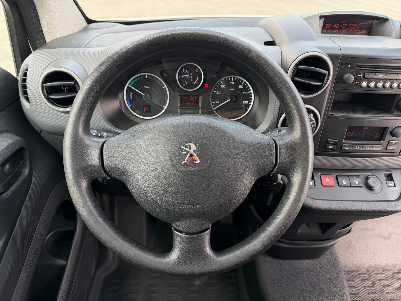 Peugeot Partner Electric Austria, снимка 12 - Автомобили и джипове - 54654860